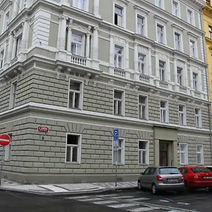 hotellátogatás
